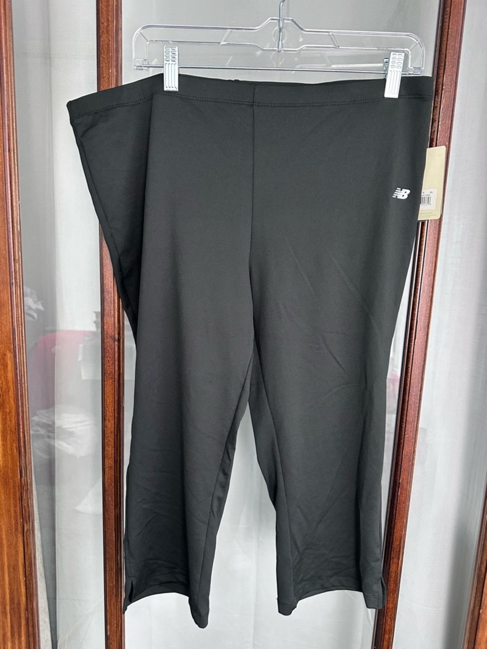 New Balance Pants Womens 2XL Black Tight Capri Lightning Dry Walking New Workout